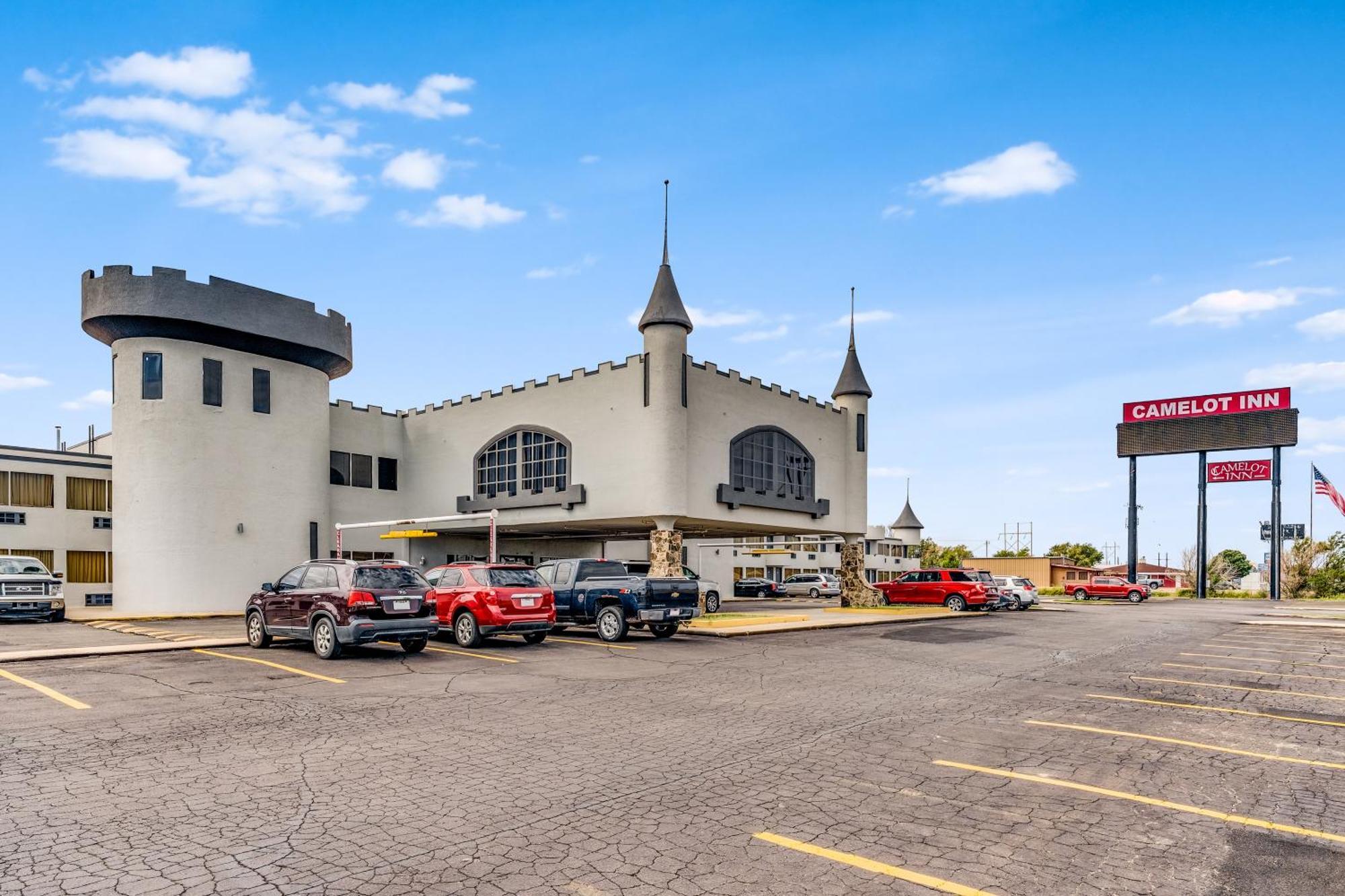 Camelot Inn Amarillo Bagian luar foto