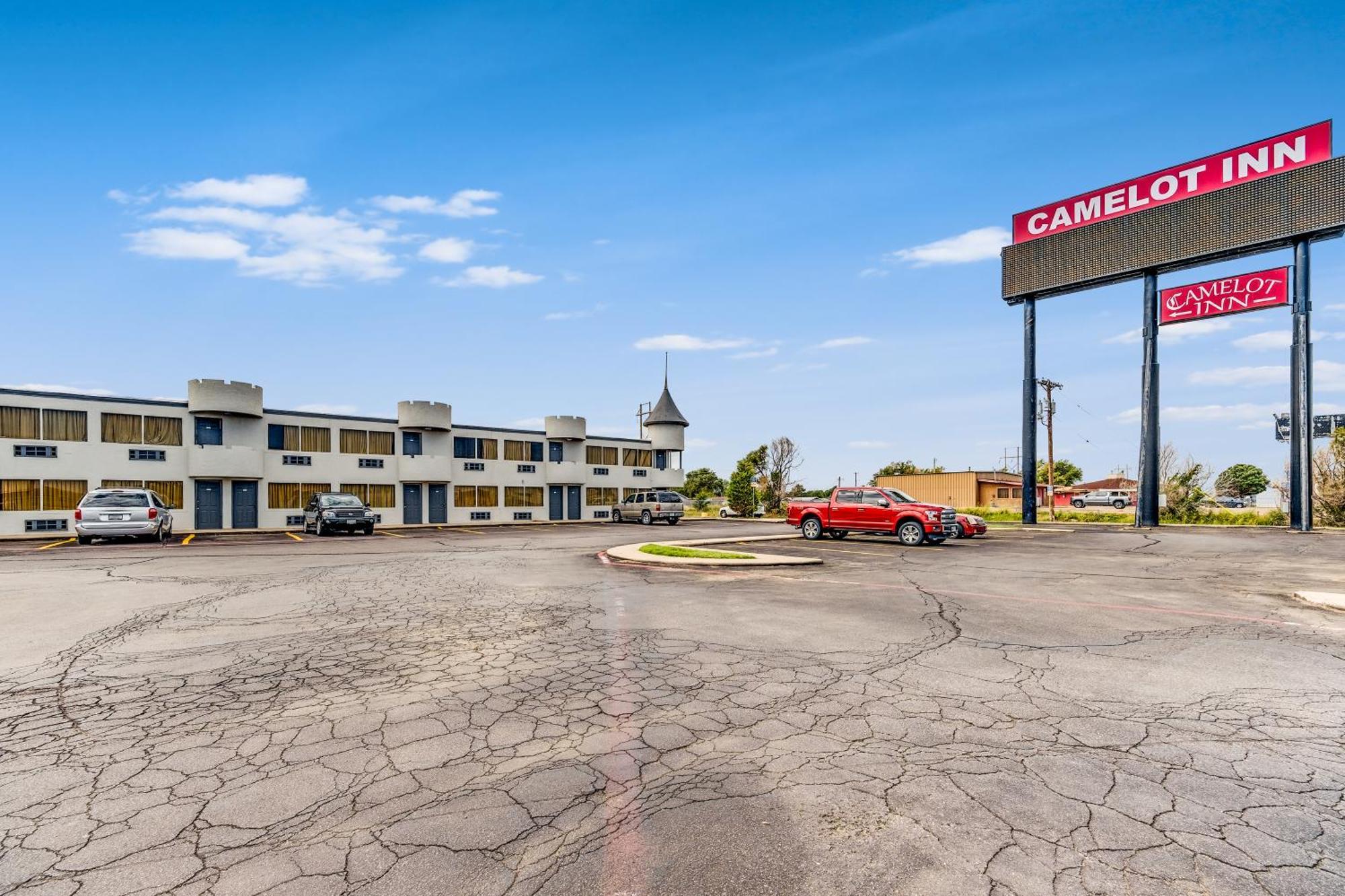 Camelot Inn Amarillo Bagian luar foto